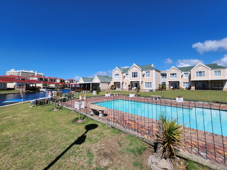 3 Bedroom Property for Sale in Marina Martinique Eastern Cape